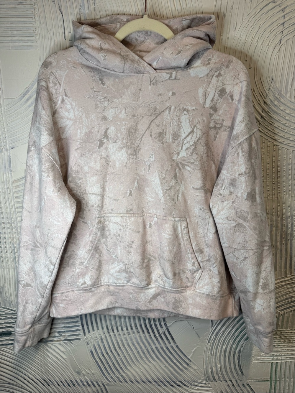 Women's Pink Camo Print Hooded Sweatshirt